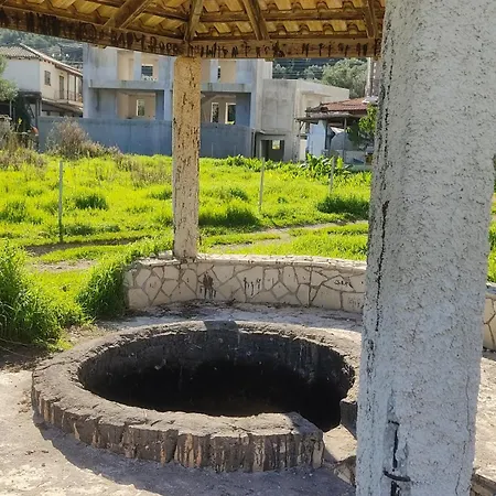 Apartment Karavaki