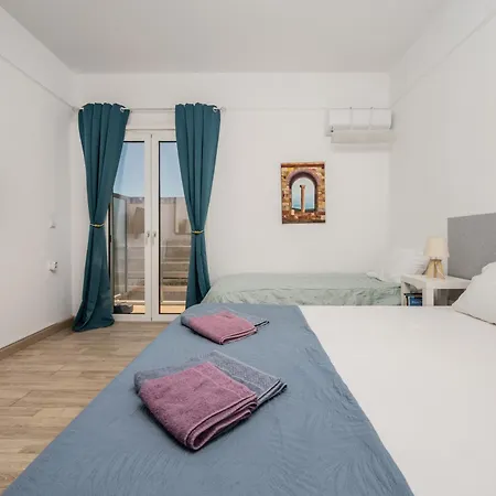 Apartment Karavaki *