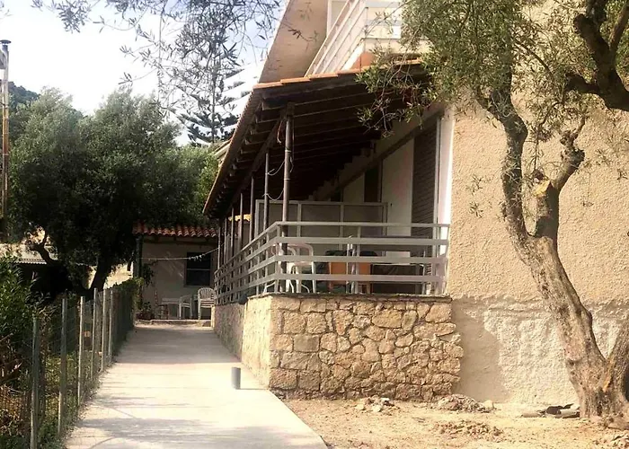 Karavaki Apartament Keri