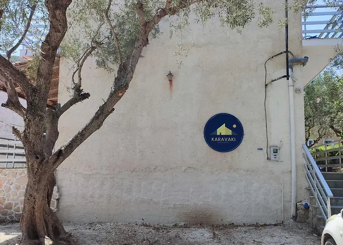 Karavaki Apartament *