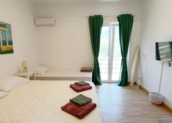 Karavaki Apartament Keri